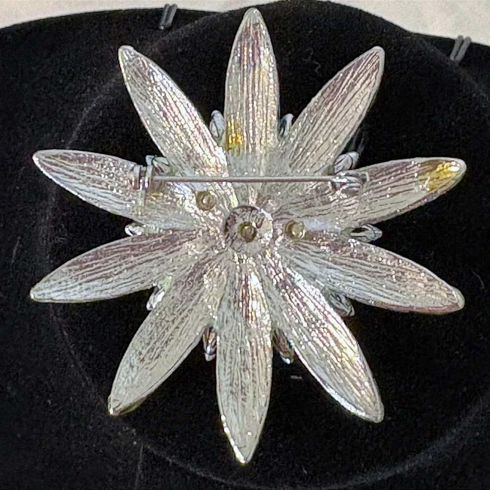 Green White Enamel Flower Brooch Rhinestone Center Floral‎ Pin Botanical Jewelry